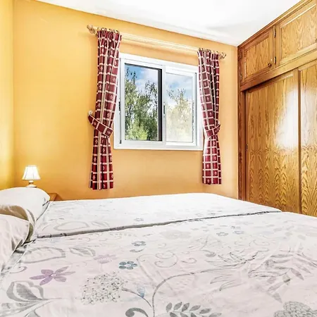 Near The Beach, Big Terrace With Sea Views, Wifi And Parking *