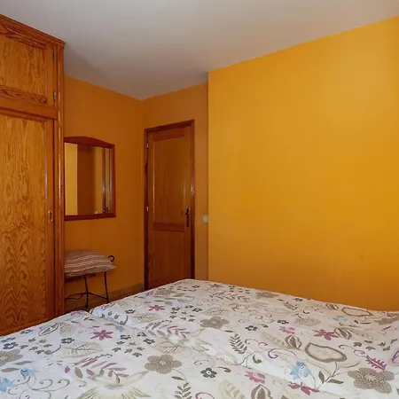 Apartment Near The Beach, Big Terrace With Sea Views, Wifi And Parking