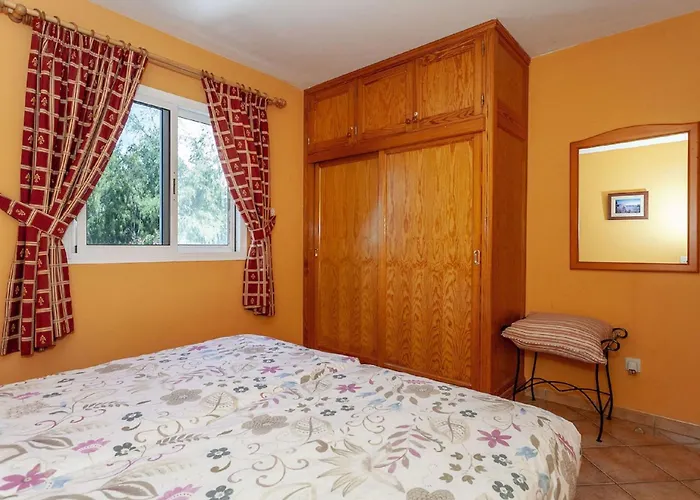 Near The Beach, Big Terrace With Sea Views, Wifi And Parking شقة كوستا كالما